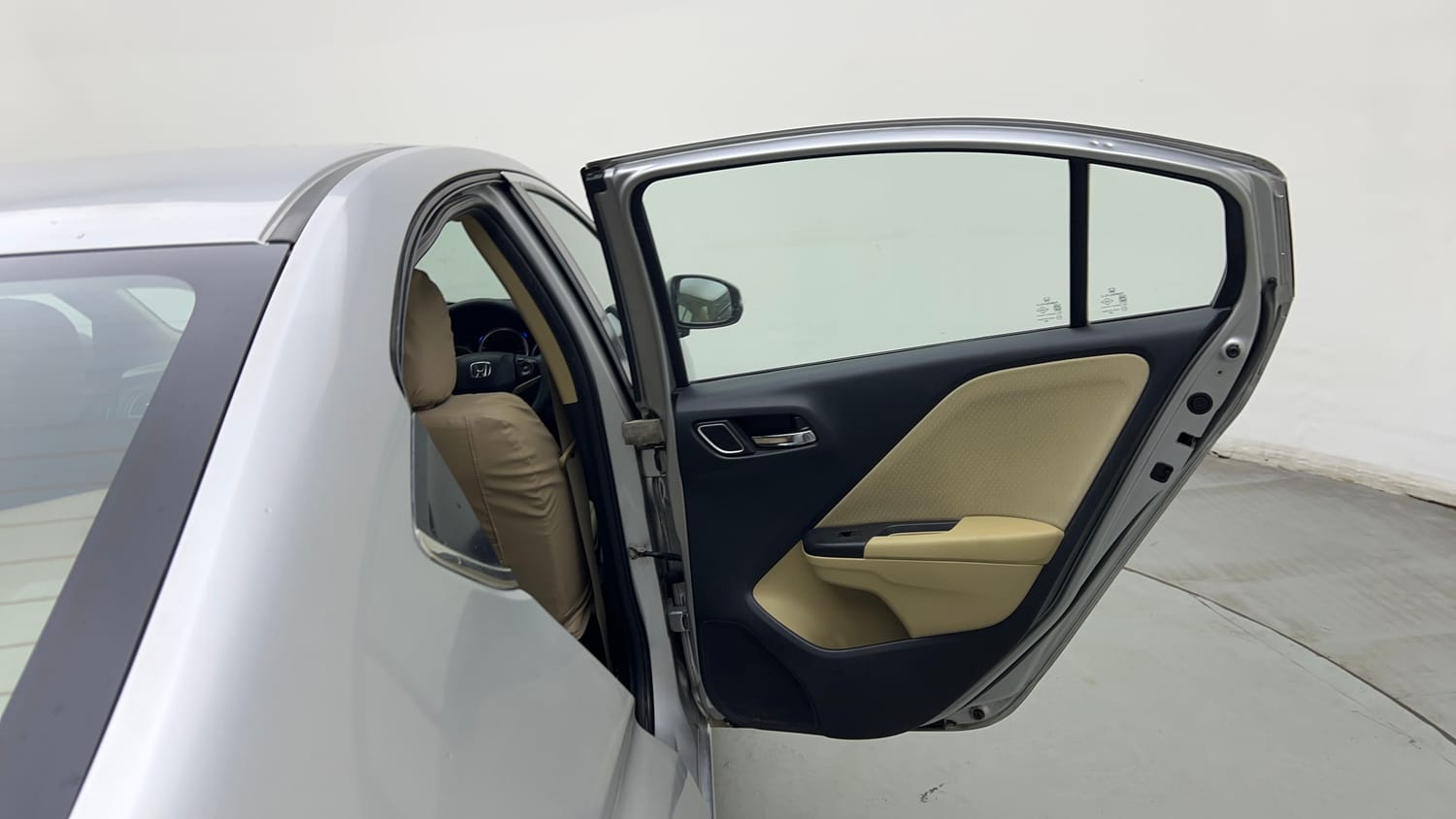 Used 2018 Honda City V Petrol Petrol Manual interior RIGHT REAR DOOR OPEN VIEW