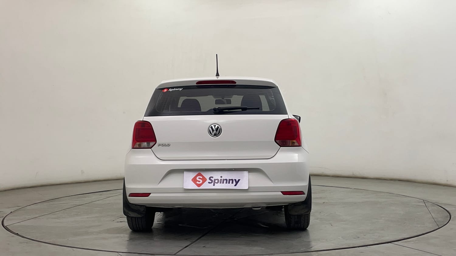 Used 2015 Volkswagen Polo Comfortline 1.2L (P) Petrol Manual exterior BACK VIEW