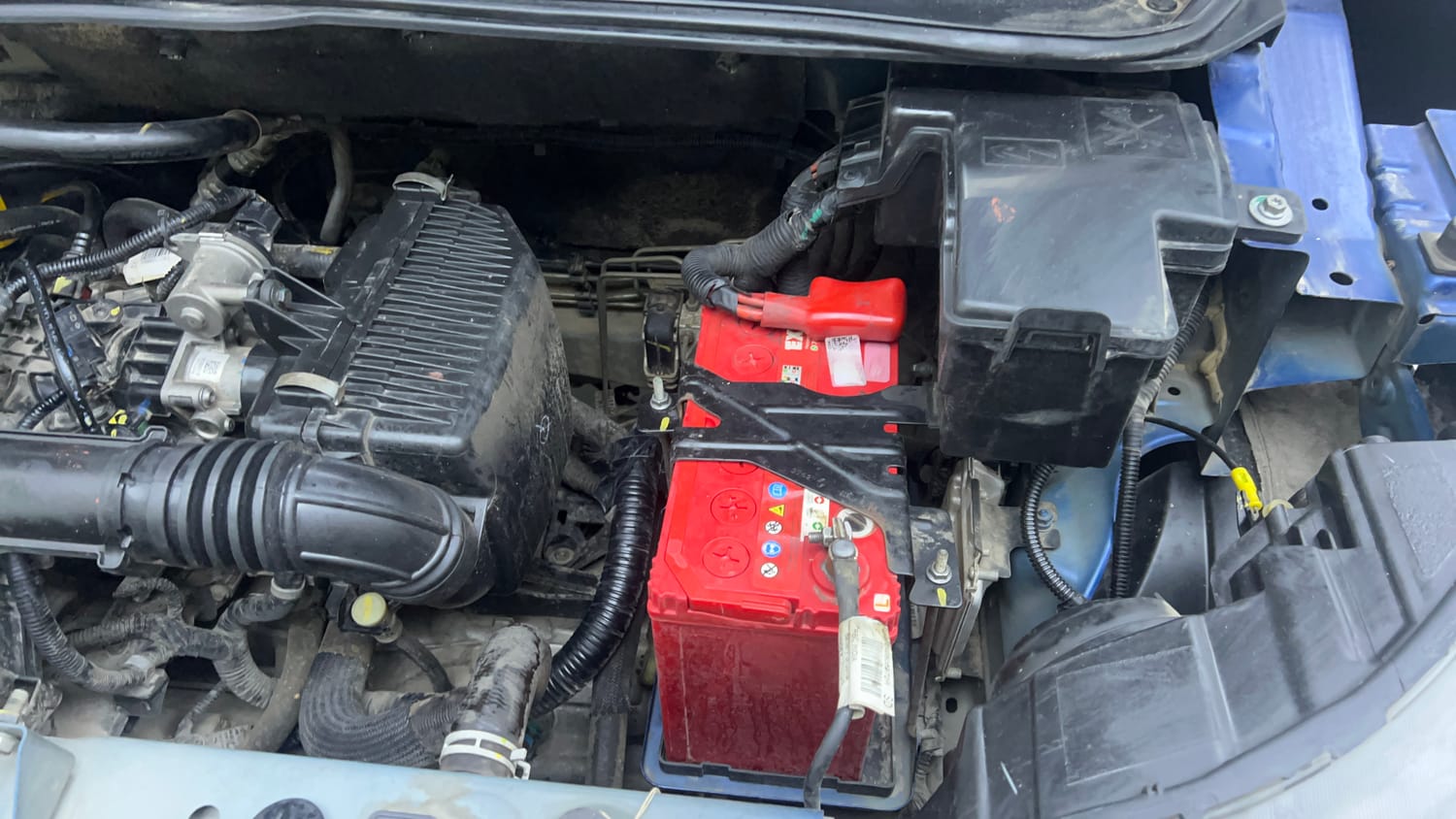 Used 2021 Renault Triber RXT Petrol Manual engine ENGINE LEFT SIDE VIEW