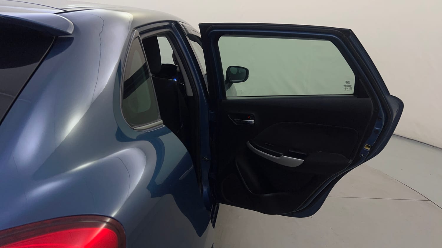 Used 2018 Maruti Suzuki Baleno Alpha 1.2 Petrol Manual interior RIGHT REAR DOOR OPEN VIEW