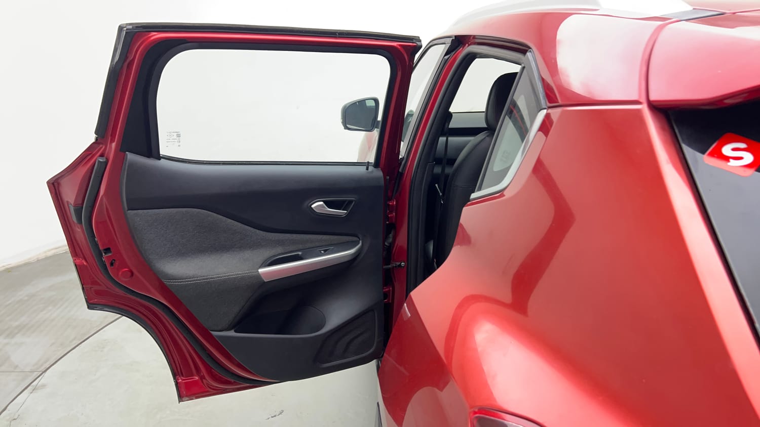 Used 2022 Nissan Magnite XV Premium Turbo CVT Petrol Automatic interior LEFT REAR DOOR OPEN VIEW