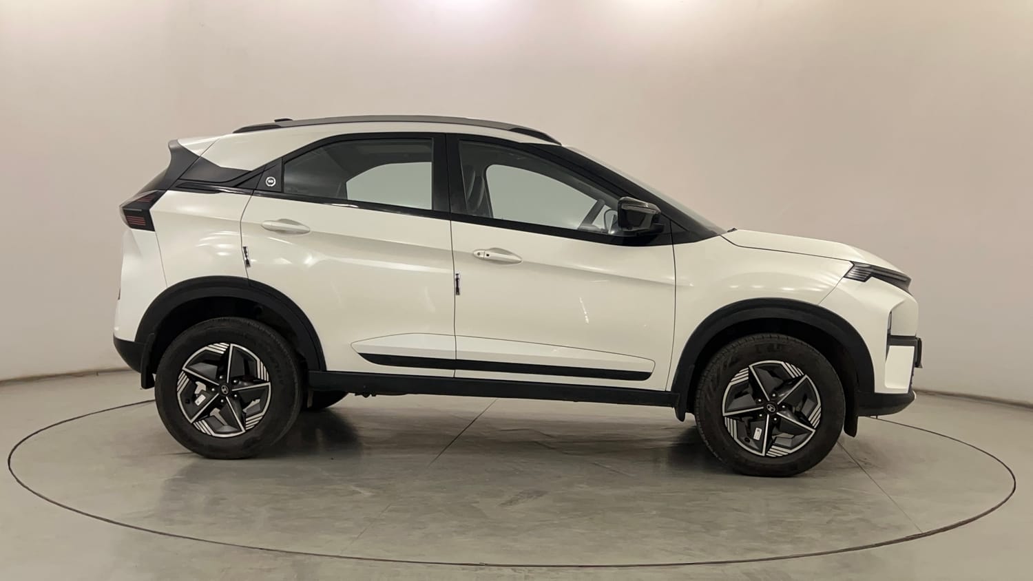 Used 2023 Tata Nexon Creative Plus S 1.2 Revotron Petrol 6AMT Petrol Automatic exterior RIGHT SIDE VIEW