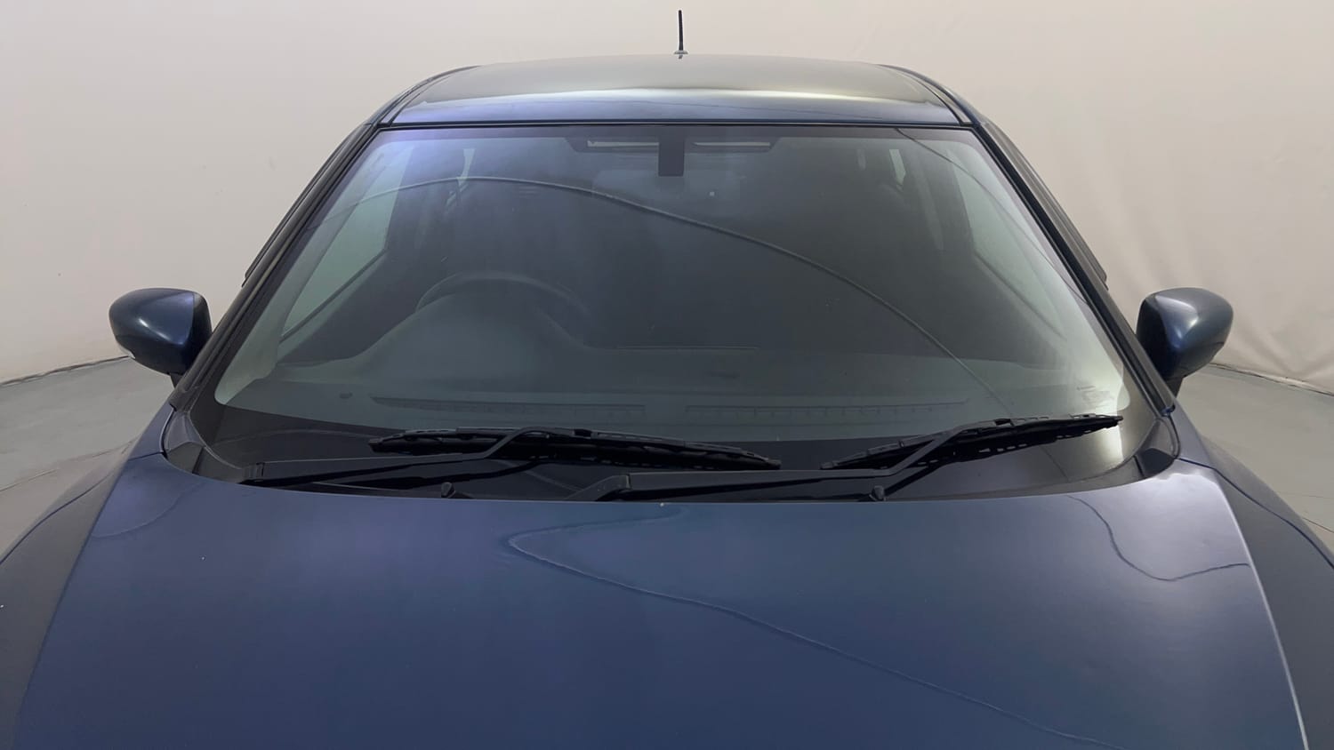 Used 2018 Maruti Suzuki Baleno Alpha 1.2 Petrol Manual exterior FRONT WINDSHIELD VIEW