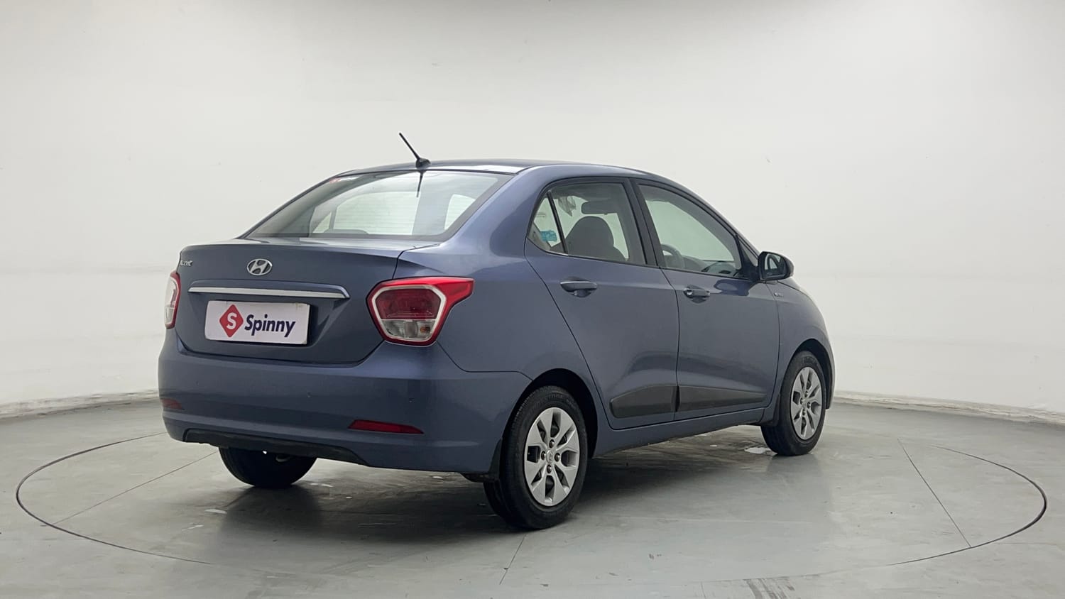 Used 2014 Hyundai Xcent S 1.2 Petrol Manual exterior RIGHT REAR CORNER VIEW