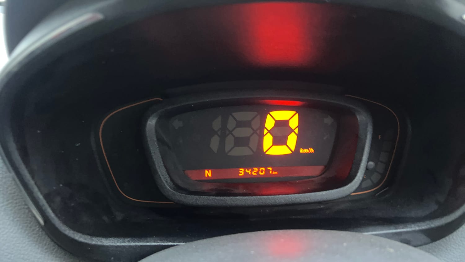 Used 2017 Renault Kwid 1.0 RXT AMT Opt Petrol Automatic interior CLUSTERMETER VIEW