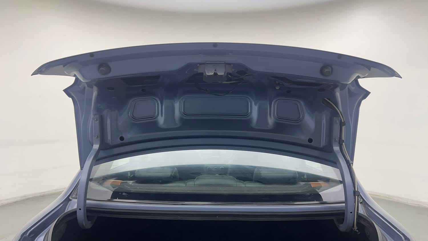 Used 2014 Hyundai Xcent S 1.2 Petrol Manual interior DICKY DOOR OPEN VIEW