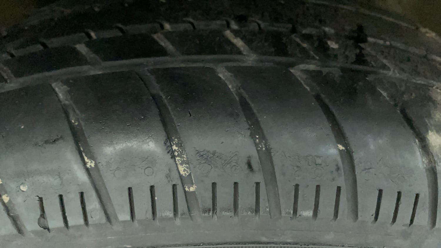 Used 2018 Maruti Suzuki Celerio ZXi Petrol Manual tyres LEFT FRONT TYRE TREAD VIEW