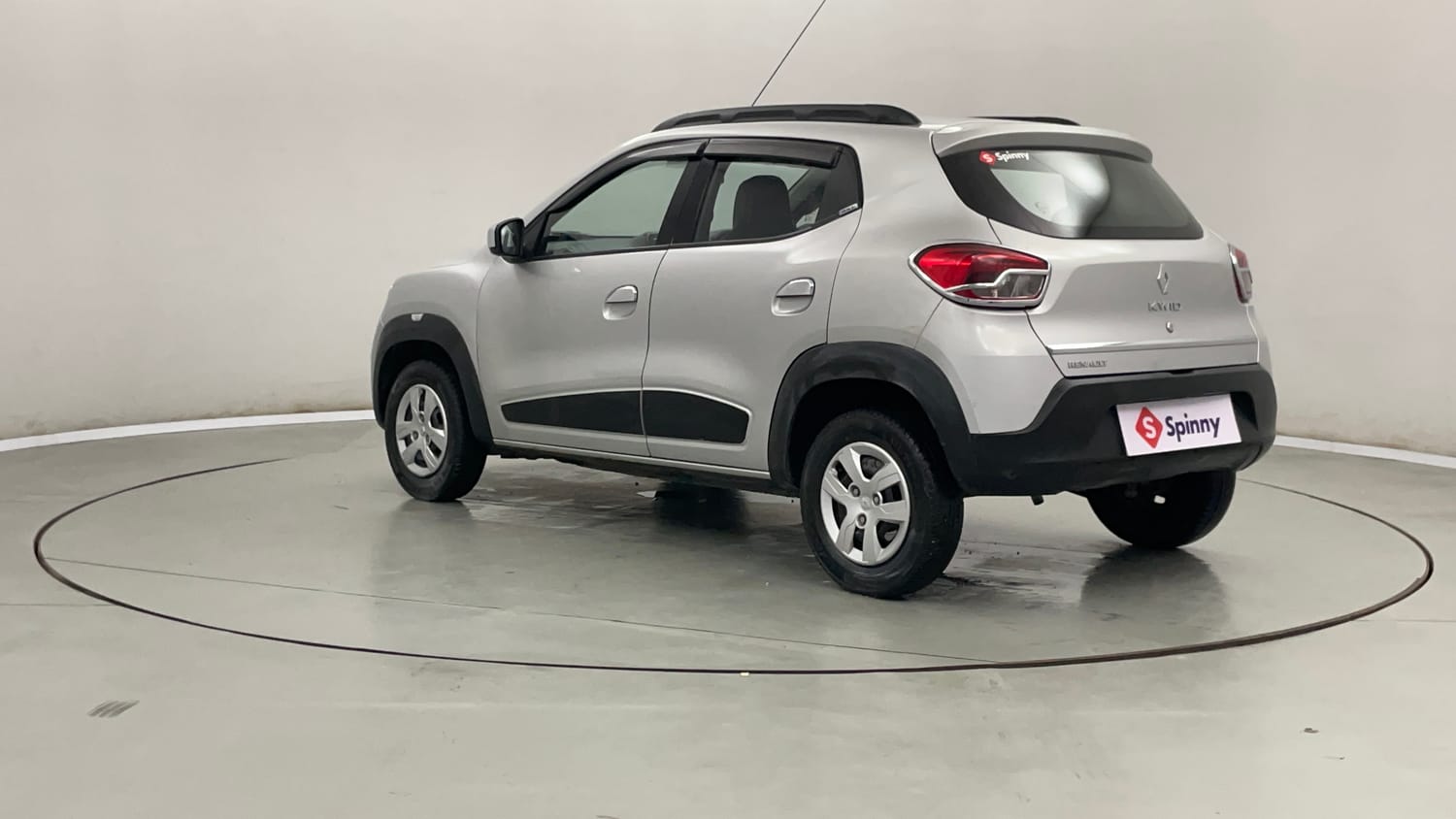 Used 2016 Renault Kwid RXT Petrol Manual exterior LEFT REAR CORNER VIEW