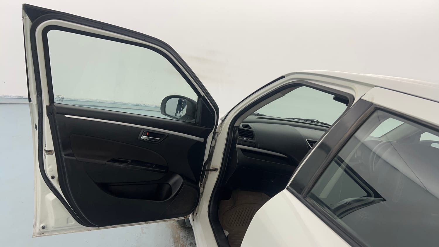 Used 2013 Maruti Suzuki Swift VXi Petrol Manual interior LEFT FRONT DOOR OPEN VIEW