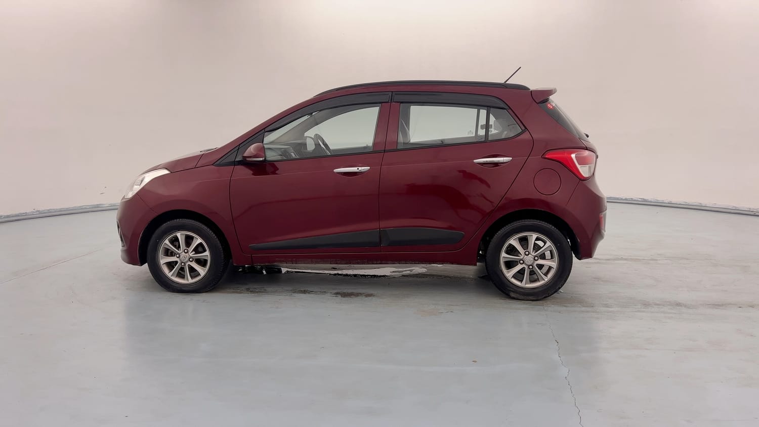 Used 2016 Hyundai Grand i10 Asta 1.2 Kappa VTVT (O) Petrol Manual exterior LEFT SIDE VIEW