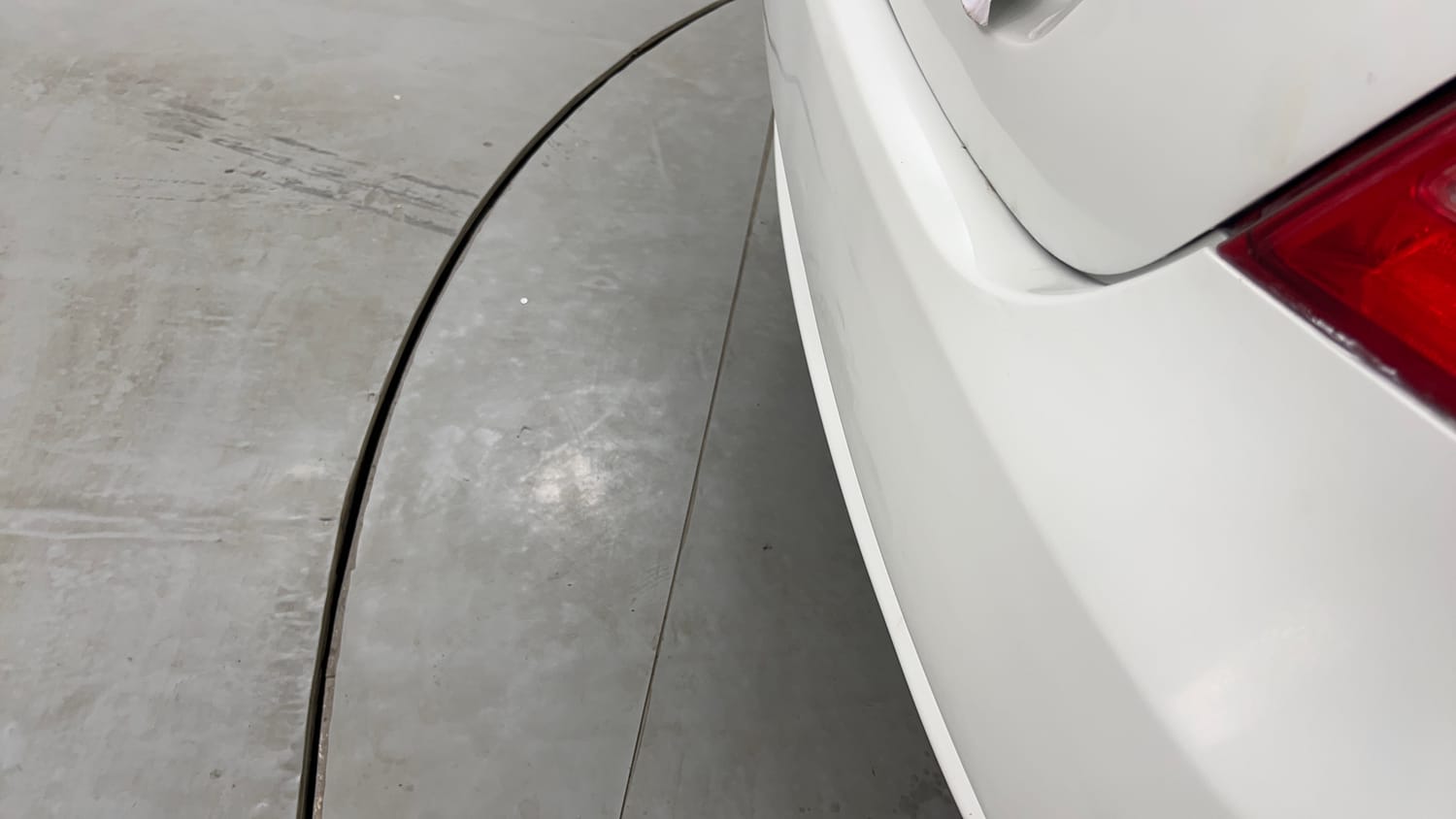 Used 2012 Maruti Suzuki Swift Dzire ZXI Petrol Manual dents MINOR SCRATCH