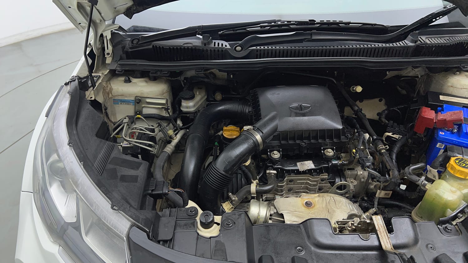Used 2022 Tata Nexon XZ Plus (HS) Petrol Manual engine ENGINE RIGHT SIDE VIEW