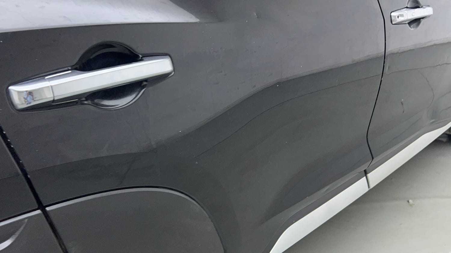 Used 2023 Nissan Magnite XV Premium Turbo CVT Petrol Automatic dents MINOR DENT