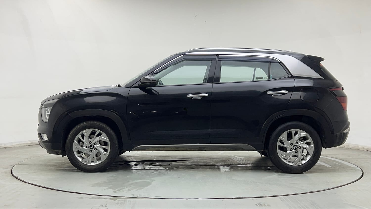 Used 2024 Hyundai Creta SX 1.5 Petrol IVT Petrol Automatic exterior LEFT SIDE VIEW