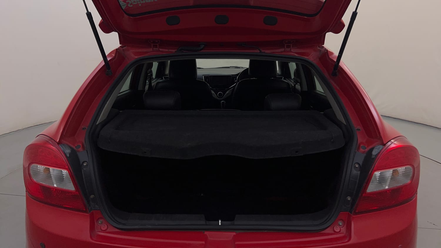 Used 2016 Maruti Suzuki Baleno Zeta 1.2 AT Petrol Automatic interior DICKY INSIDE VIEW
