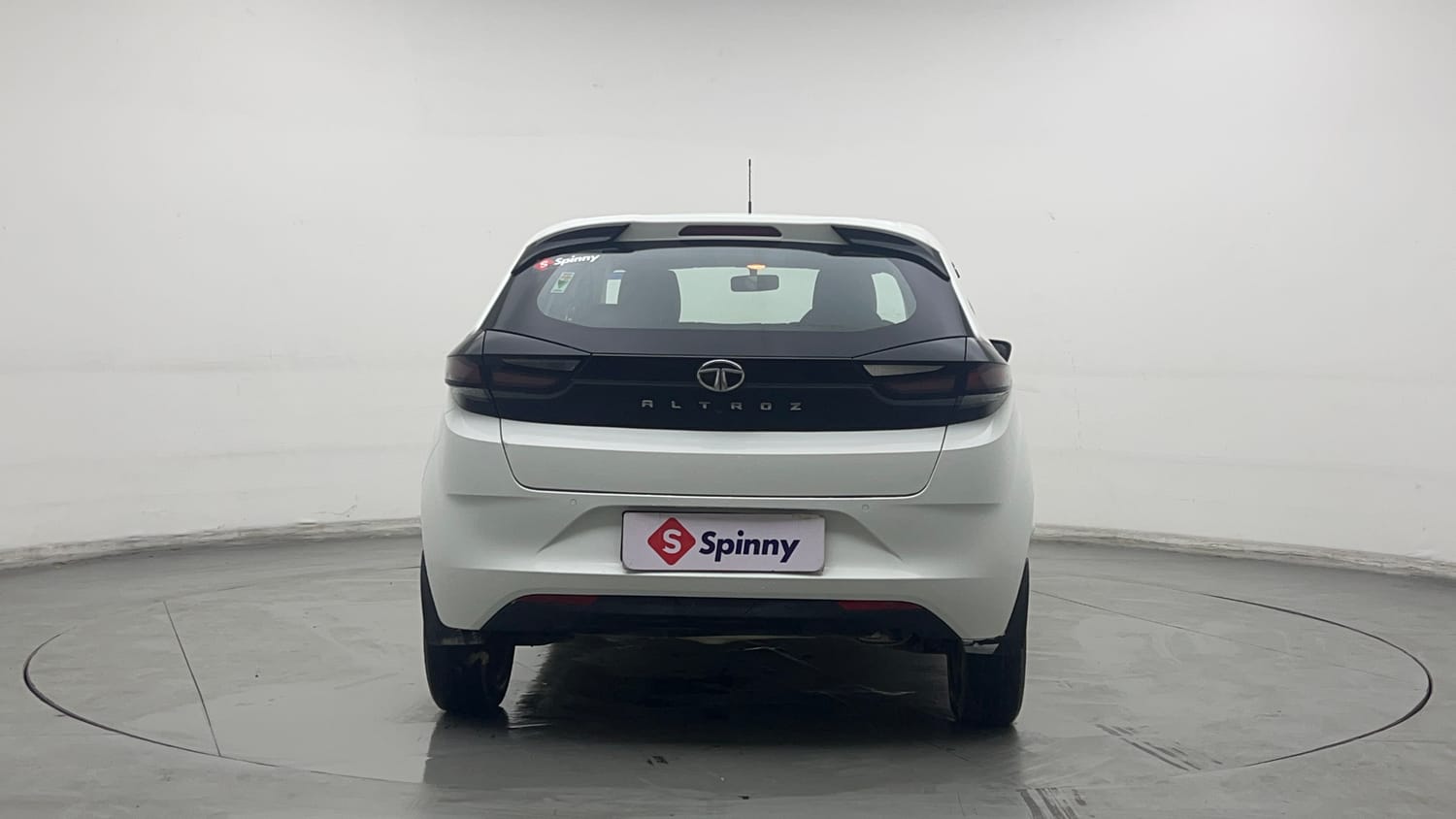 Used 2023 Tata Altroz XM Petrol Petrol Manual exterior BACK VIEW