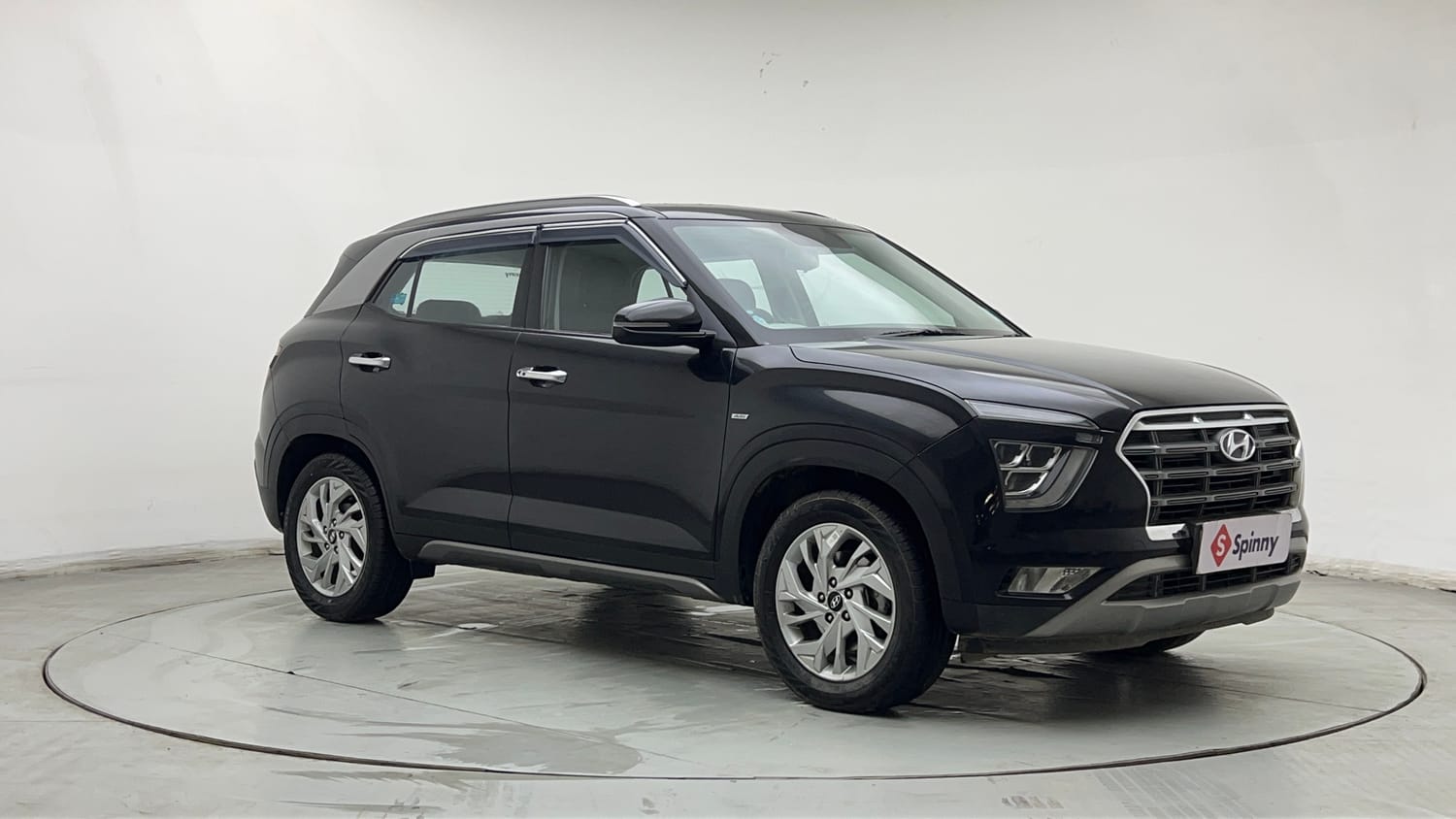 Used 2024 Hyundai Creta SX 1.5 Petrol IVT Petrol Automatic exterior RIGHT FRONT CORNER VIEW
