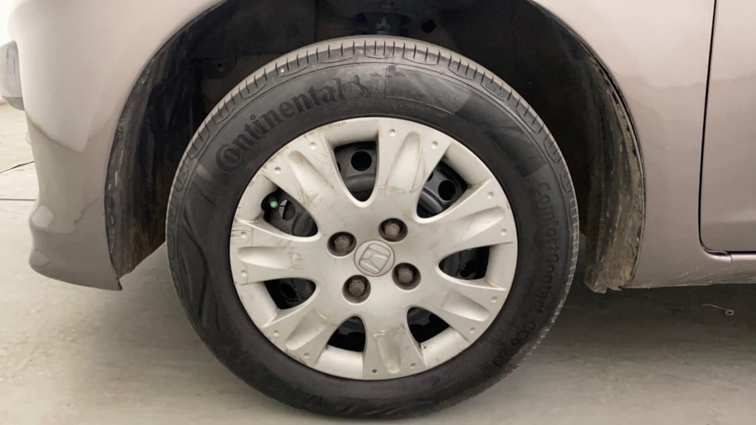 Used 2015 Honda Brio S MT Petrol Manual tyres LEFT FRONT TYRE RIM VIEW