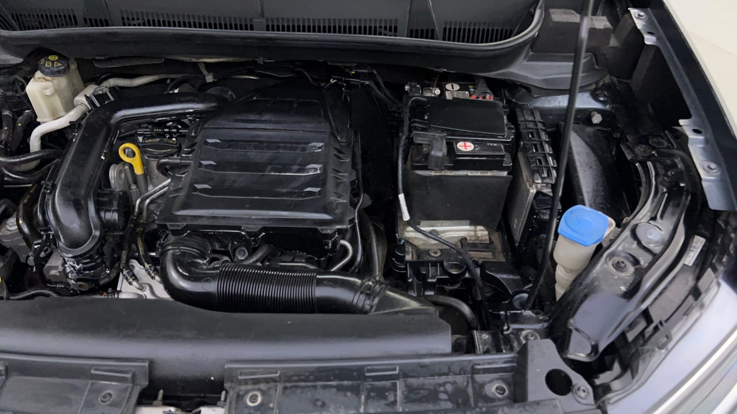 Used 2022 Volkswagen Taigun Topline 1.0 TSI MT Petrol Manual engine ENGINE LEFT SIDE VIEW