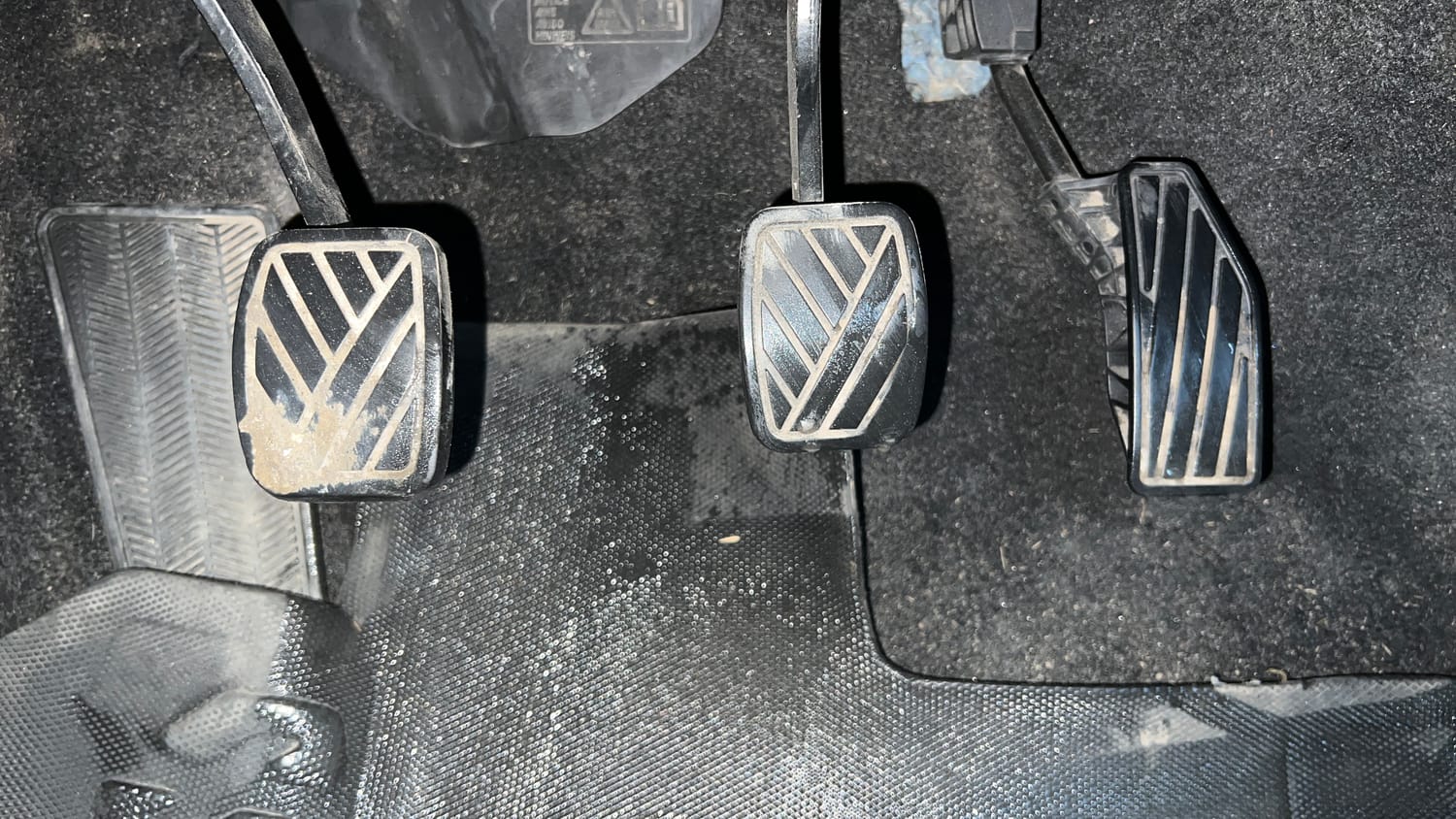 Used 2022 Maruti Suzuki Baleno Zeta MT Petrol Manual interior PEDALS VIEW