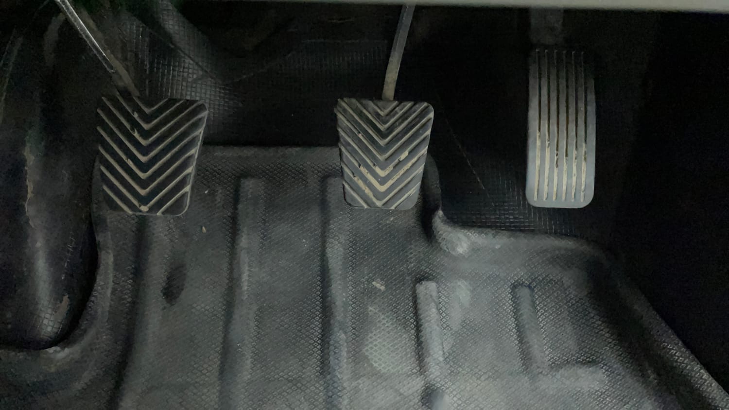 Used 2019 Kia Seltos HTX Plus 1.5 Diesel Diesel Manual interior PEDALS VIEW