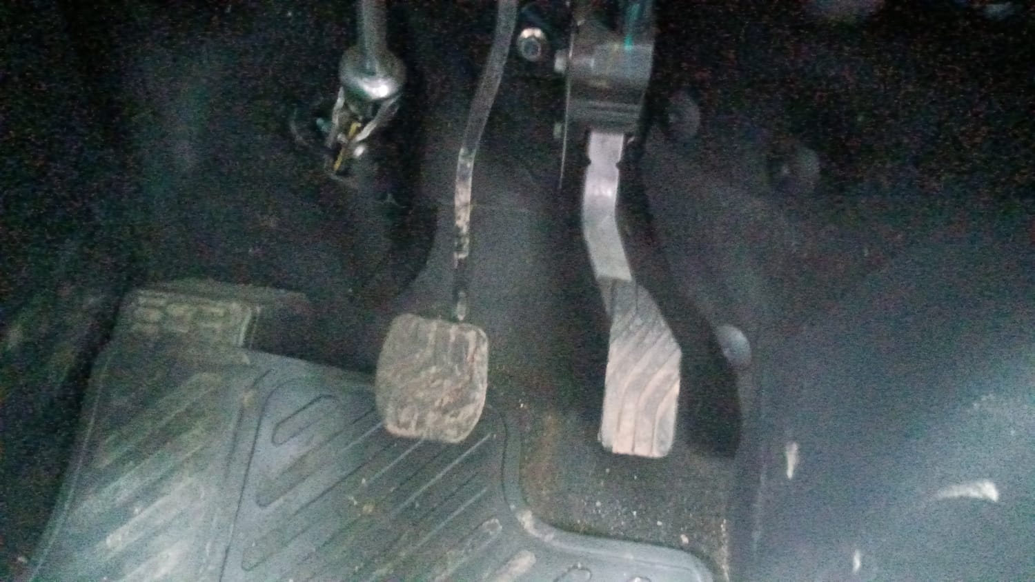 Used 2023 Nissan Magnite XV AMT Petrol Automatic interior PEDALS VIEW