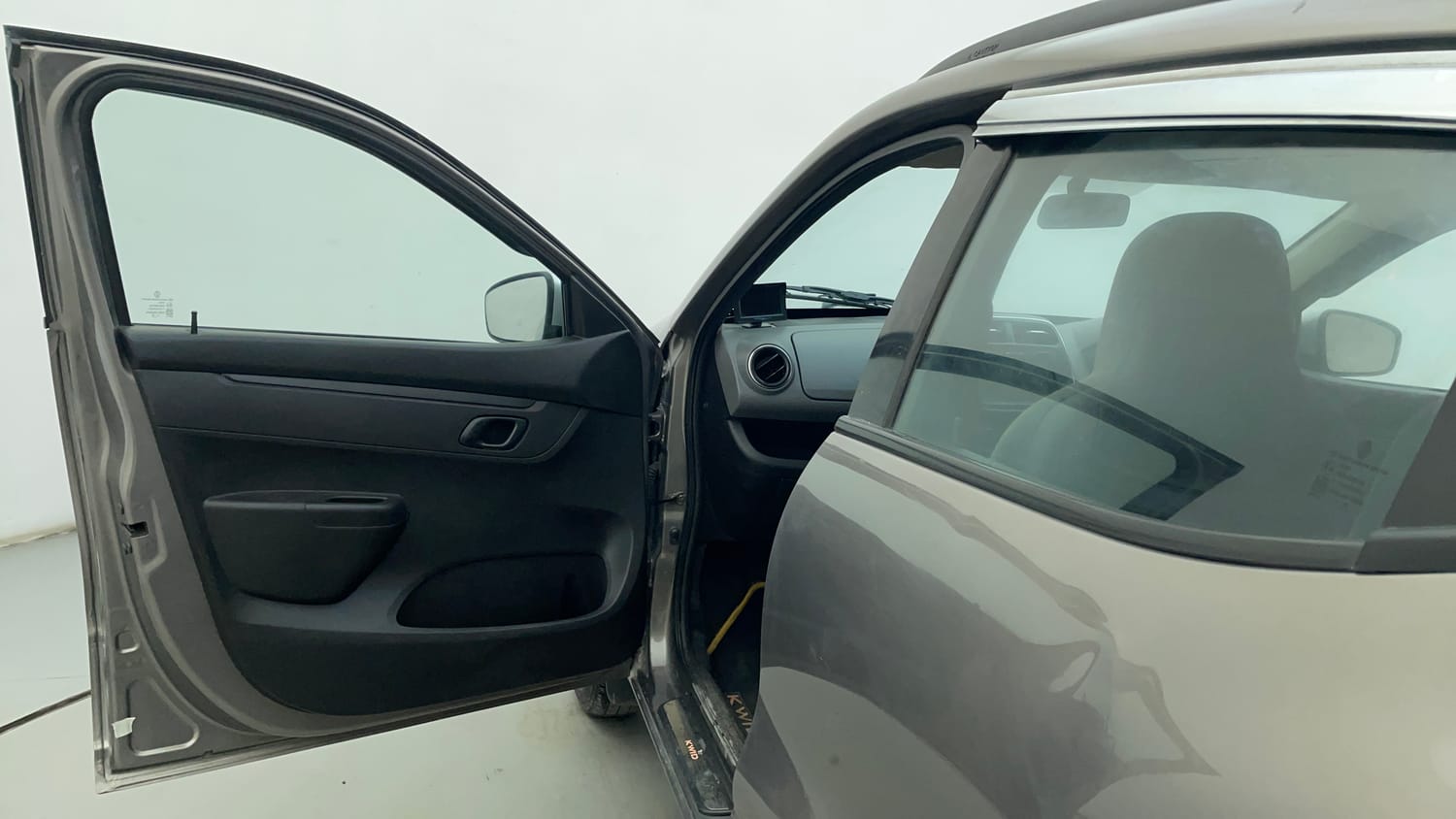 Used 2018 Renault Kwid 1.0 RXT AMT Opt Petrol Automatic interior LEFT FRONT DOOR OPEN VIEW