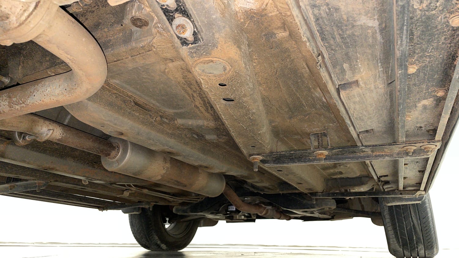 Used 2025 Tata Nexon Creative Plus (S) 1.2 6AMT Dark Edition Petrol Automatic extra REAR RIGHT UNDERBODY VIEW