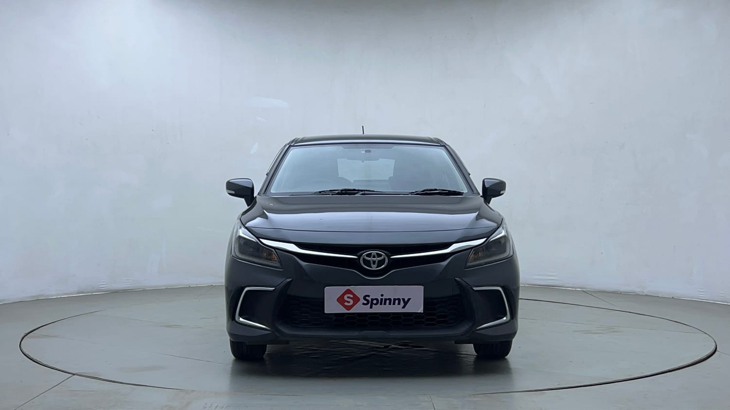 Used 2024 Toyota Glanza G AMT Petrol Automatic exterior FRONT VIEW
