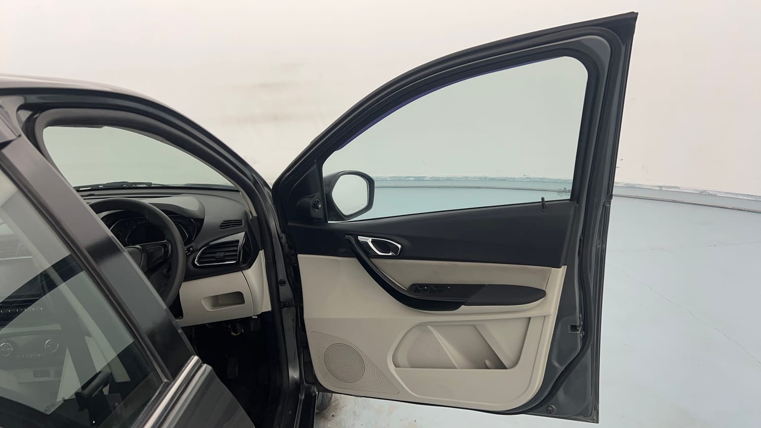Used 2022 Tata Tigor XZ Plus CNG Cng Manual interior RIGHT FRONT DOOR OPEN VIEW