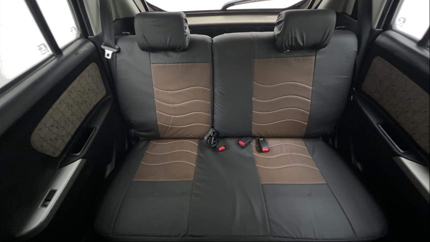 Used 2013 Maruti Suzuki Wagon R VXI Petrol Manual interior REAR SEAT CONDITION VIEW