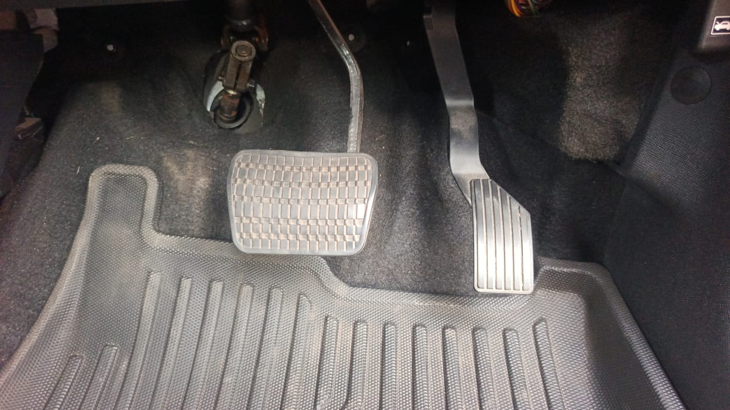 Used 2024 Tata Nexon Fearless Plus S 1.2 Revotron Petrol 7DCA DT Petrol Automatic interior PEDALS VIEW