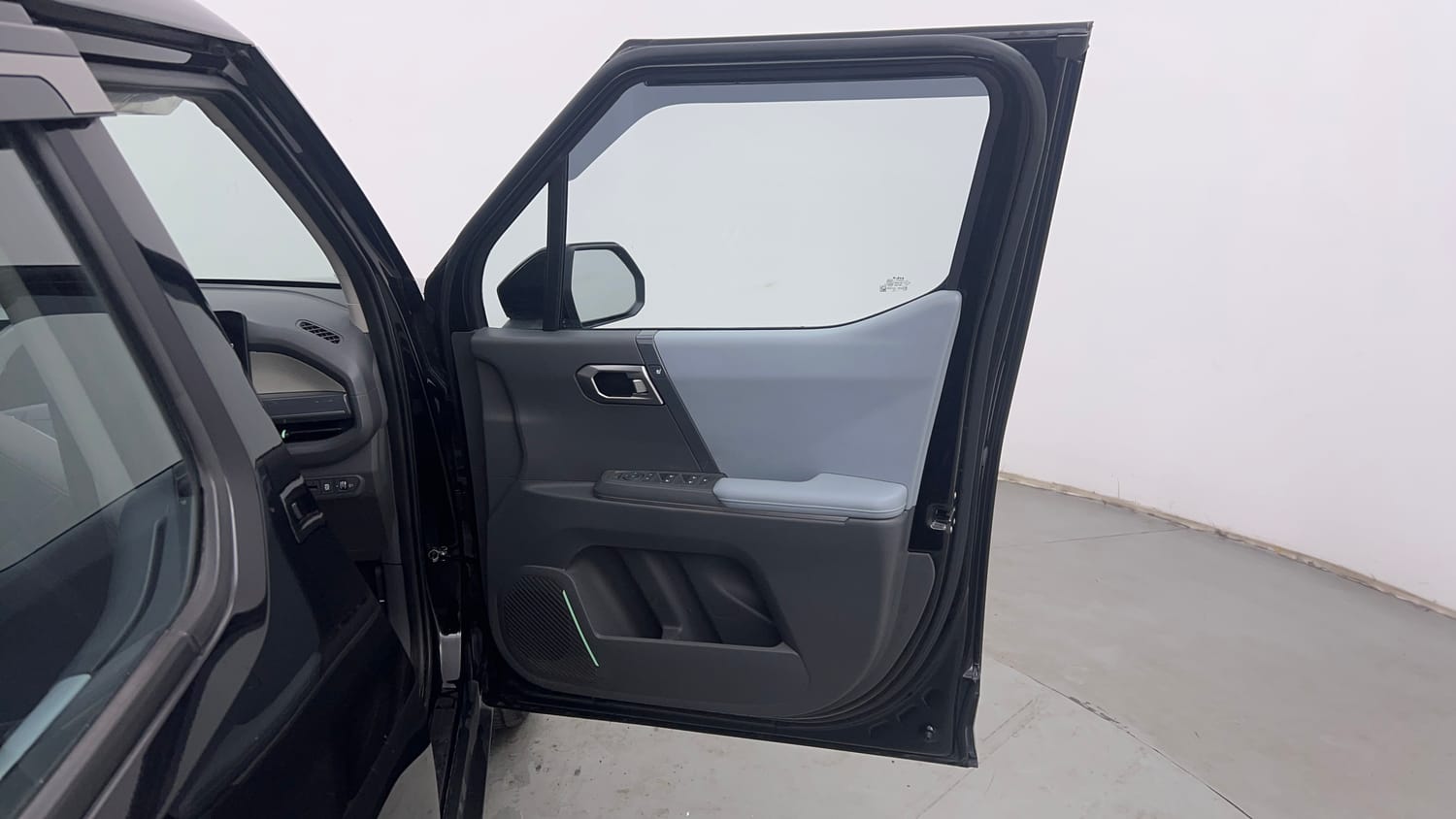 Used 2025 Kia Syros HTX 1.5 Diesel 6MT Diesel Manual interior RIGHT FRONT DOOR OPEN VIEW