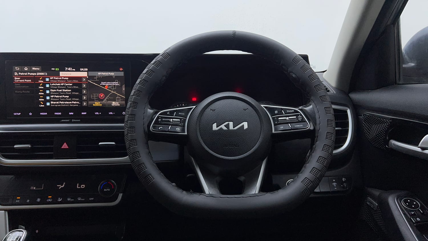 Used 2022 Kia Seltos HTX Plus 1.5 Diesel Diesel Manual interior STEERING VIEW