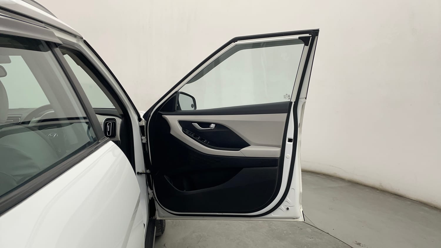 Used 2022 Hyundai Creta SX 1.5 Petrol Petrol Manual interior RIGHT FRONT DOOR OPEN VIEW