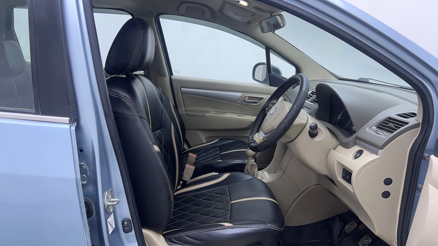Used 2016 Maruti Suzuki Ertiga ZDI + SHVS Diesel Manual interior RIGHT SIDE FRONT DOOR CABIN VIEW