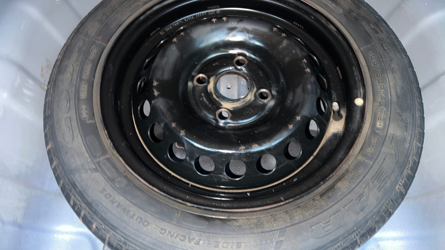 Used 2014 Hyundai Xcent S 1.2 Petrol Manual tyres SPARE TYRE VIEW