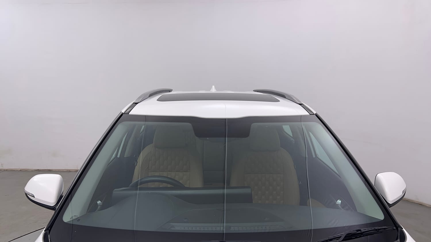 Used 2023 Kia Seltos HTX Plus 1.5 Diesel Diesel Manual exterior FRONT WINDSHIELD VIEW