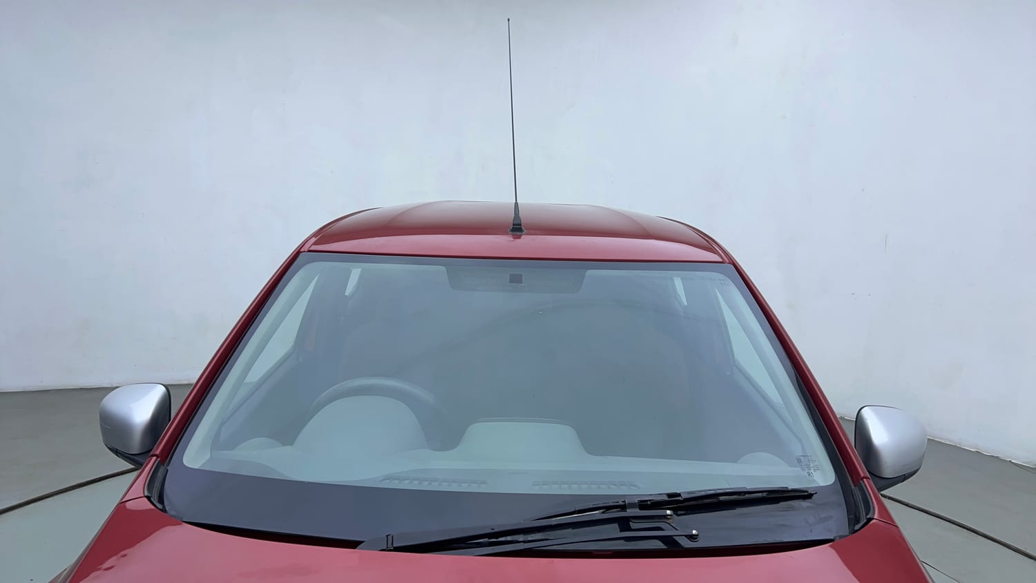Used 2017 Renault Kwid 1.0 RXT AMT Opt Petrol Automatic exterior FRONT WINDSHIELD VIEW