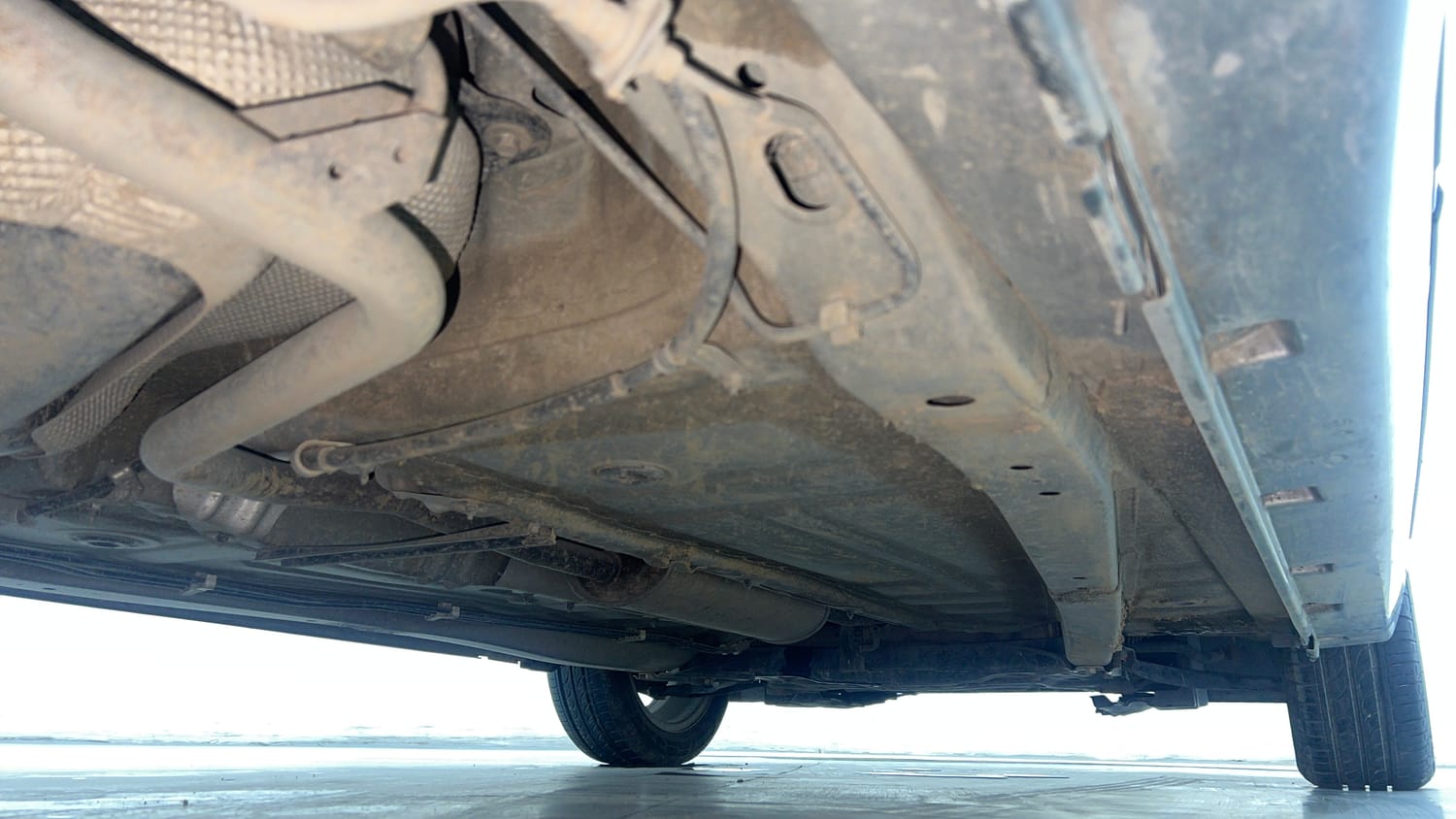 Used 2019 Maruti Suzuki Baleno Alpha Petrol Manual extra REAR RIGHT UNDERBODY VIEW