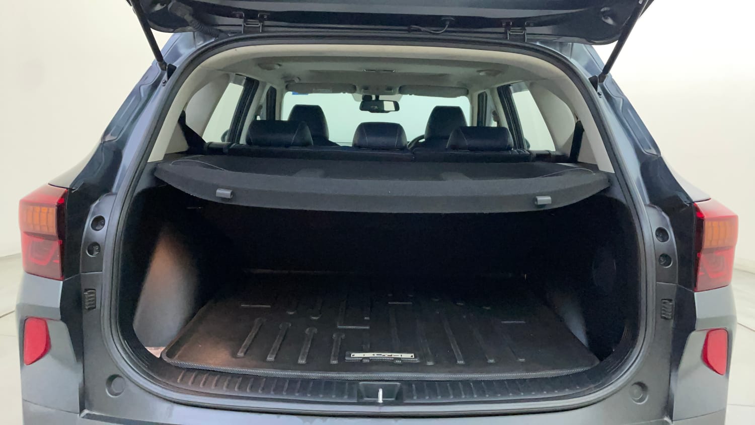 Used 2022 Kia Seltos X Line 1.4 DCT Petrol Automatic interior DICKY INSIDE VIEW