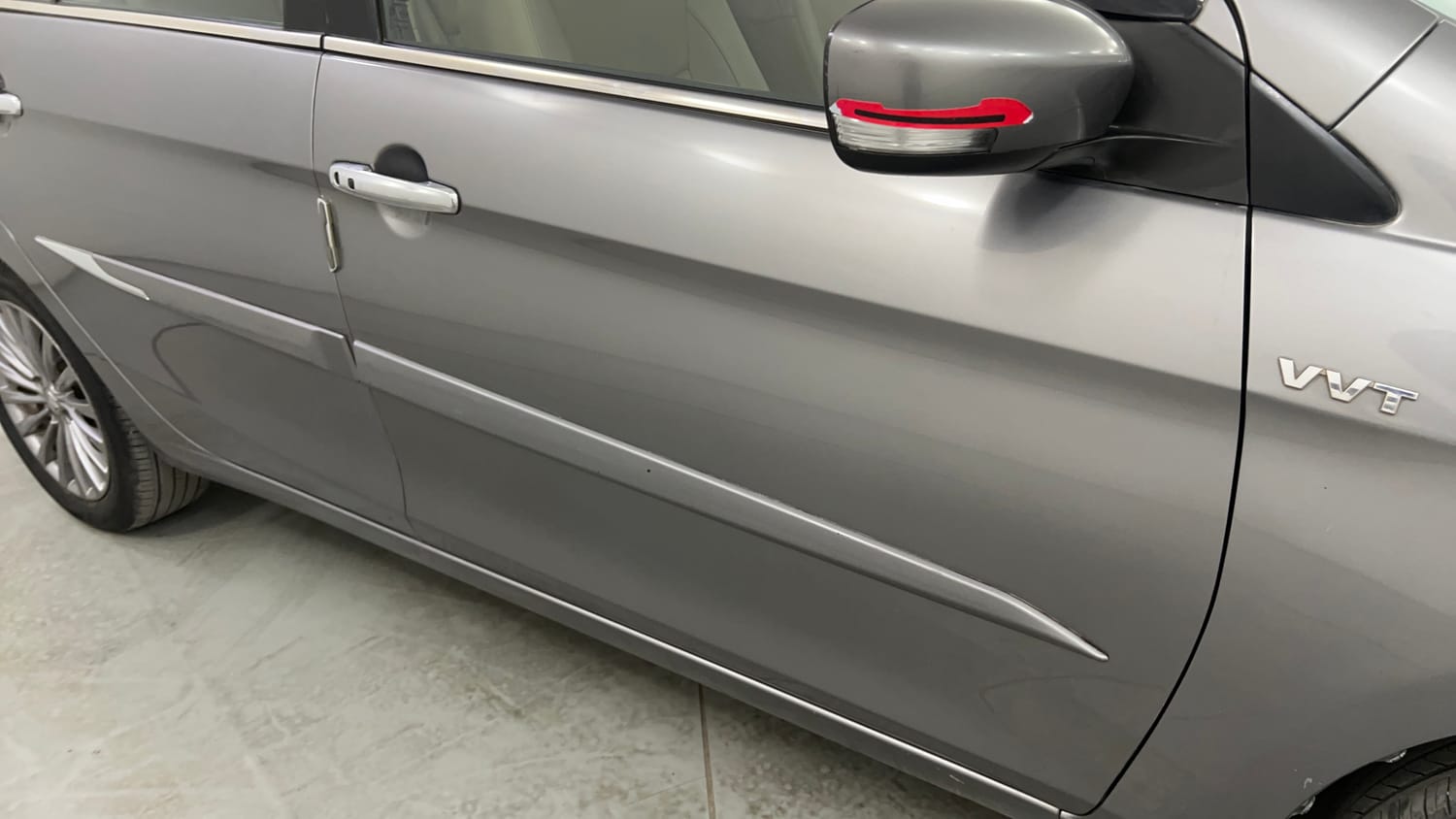 Used 2017 Maruti Suzuki Ciaz ZXI+ CNG (Outside Fitted) Cng Manual dents MINOR SCRATCH