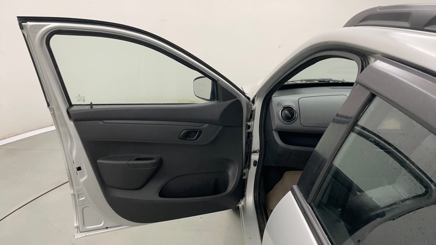 Used 2016 Renault Kwid RXT Petrol Manual interior LEFT FRONT DOOR OPEN VIEW