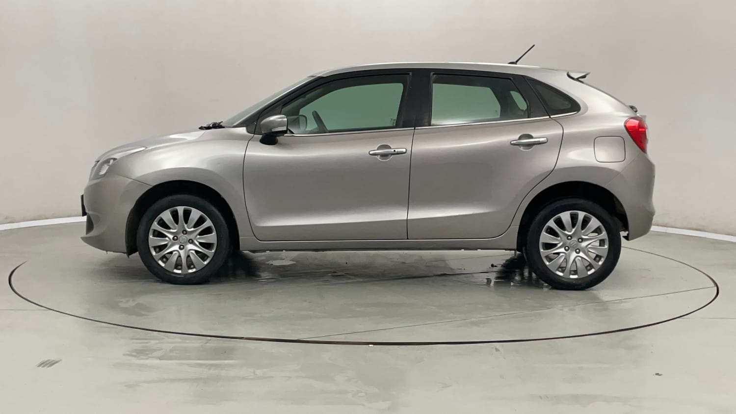 Used 2017 Maruti Suzuki Baleno Alpha 1.2 Petrol Manual exterior LEFT SIDE VIEW