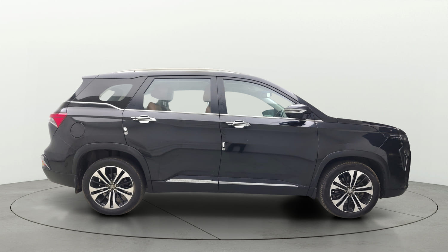 Used 2021 MG Motors Hector Plus Sharp 1.5 Petrol Turbo DCT 6-STR Petrol Automatic exterior RIGHT SIDE VIEW