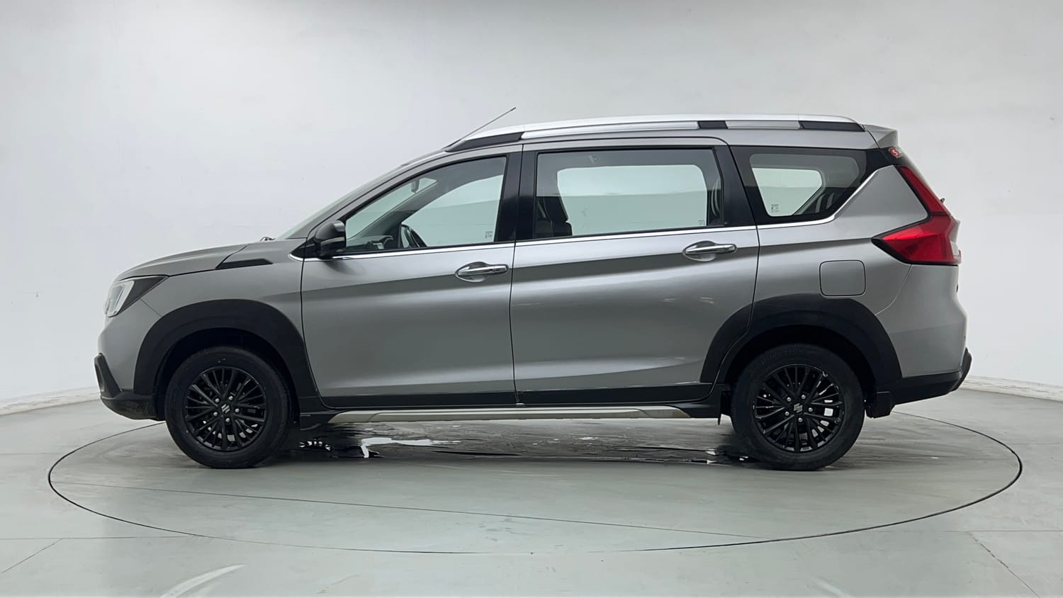 Used 2020 Maruti Suzuki XL6 Zeta MT Petrol Petrol Manual exterior LEFT SIDE VIEW
