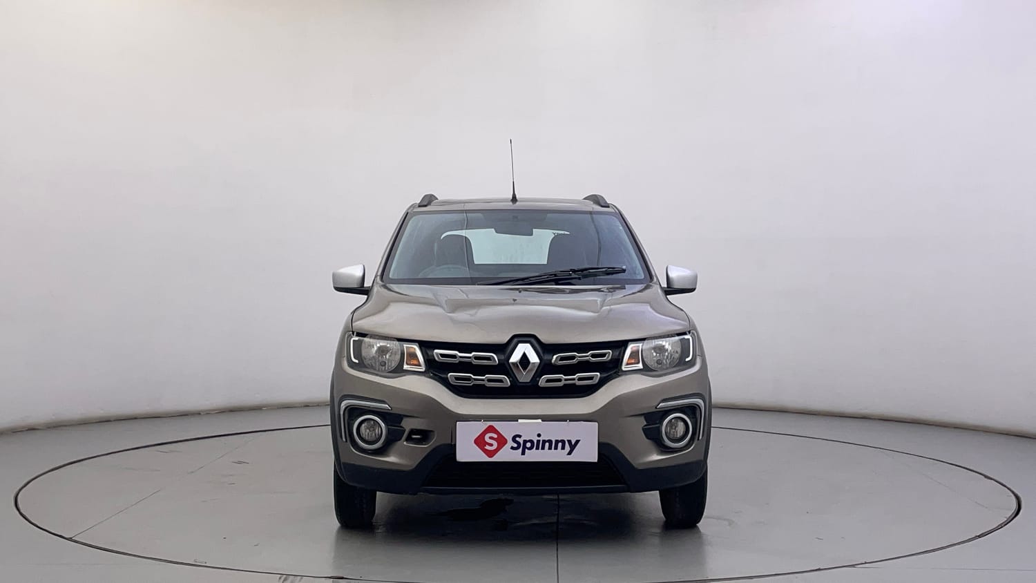 Used 2018 Renault Kwid 1.0 RXT AMT Opt Petrol Automatic exterior FRONT VIEW