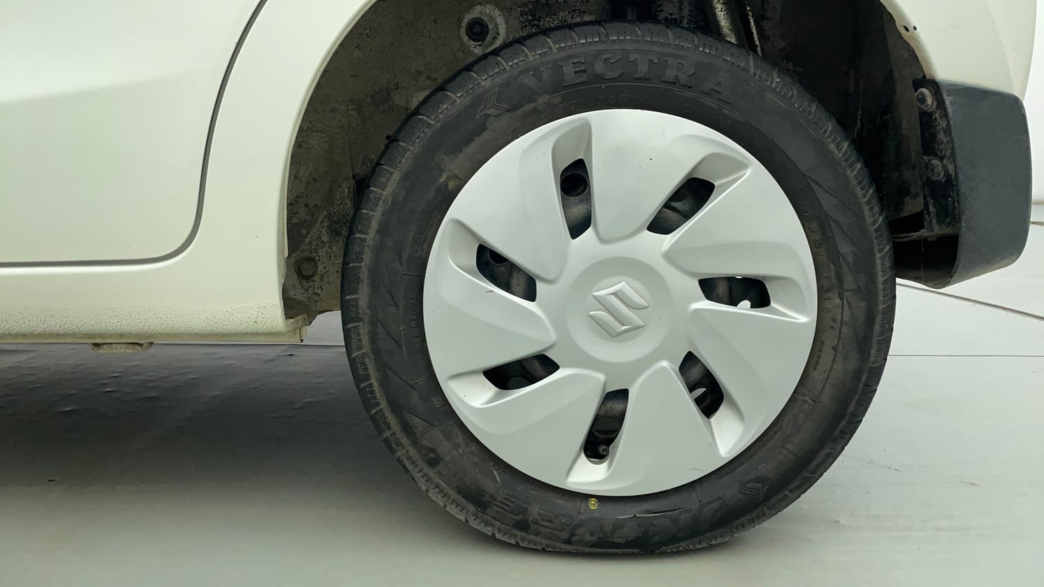 Used 2018 Maruti Suzuki Celerio ZXi Petrol Manual tyres LEFT REAR TYRE RIM VIEW