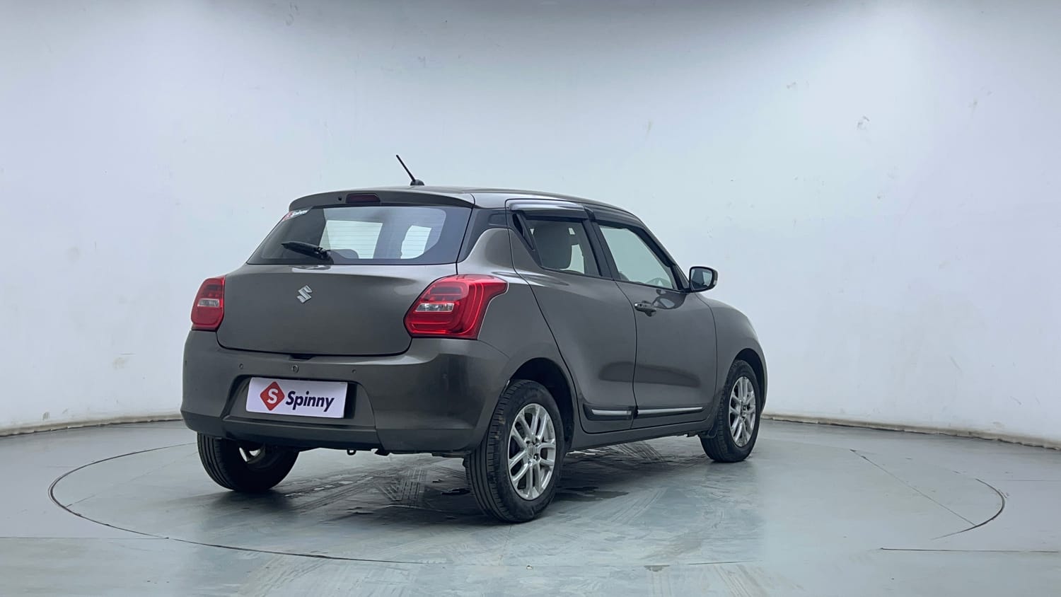 Used 2020 Maruti Suzuki Swift ZXi AMT Petrol Automatic exterior RIGHT REAR CORNER VIEW