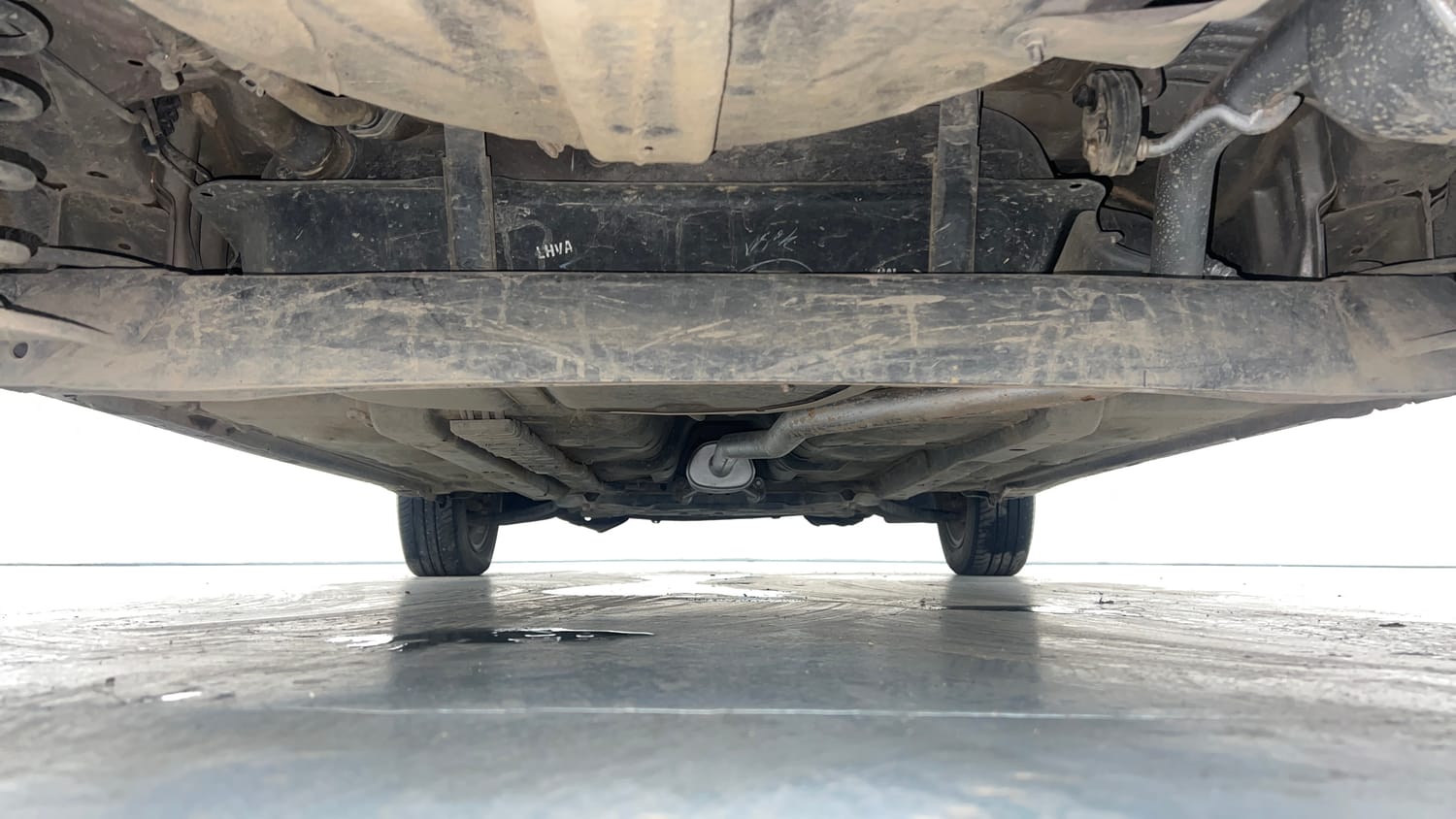 Used 2016 Hyundai Grand i10 Asta 1.2 Kappa VTVT (O) Petrol Manual extra REAR UNDERBODY VIEW (TAKEN FROM REAR)
